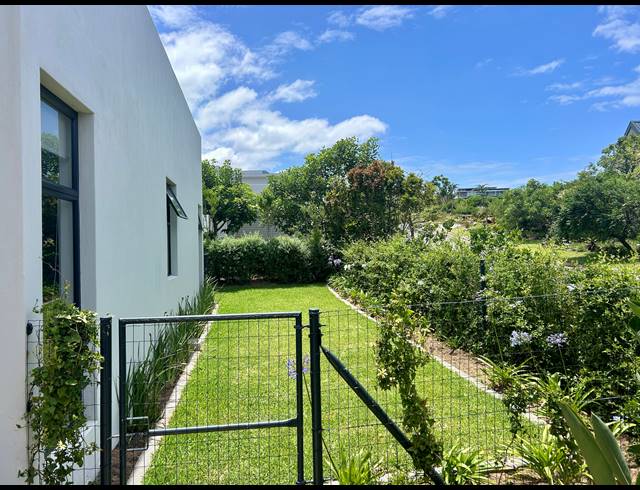 3 BEDROOM FREEHOLD FOR SALE IN ZULULAMI LUXURY COASTAL ESTATE